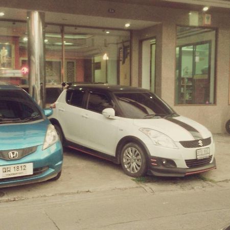 Kt Place Hotel Банкок Екстериор снимка
